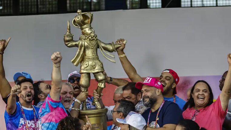 Carnaval 2025 - Rosas de Ouro campeã do Grupo Especial no Sambódromo do Anhembi. (Foto Paulo Pinto/Agencia Brasil)