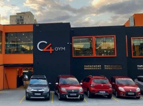Fachada da unidade da C4 Gym no Parque São Lucas