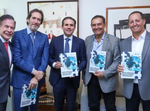 Estudo exclusivo da TMC sobre bets é entregue em mãos a Hugo Motta, em Brasília