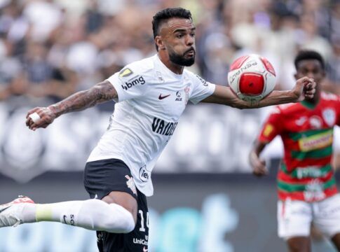 Raniele em ação durante jogo entre Corinthians e Portuguesa em 2024