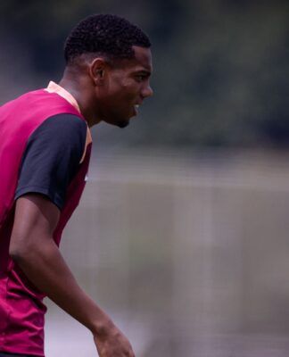 André, volante do Corinthians, em treino do clube