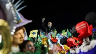 Boneco do Lula da Acadêmicos de Niterói