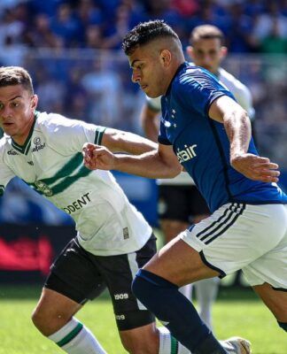 Bruno Rodrigues durante sua primeira passagem no Cruzeiro, que durou de 2022 a 2023