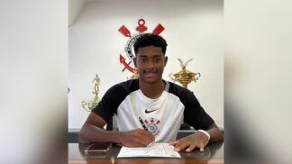 O Corinthians acertou a contratação do atacante Ryan Esteves, destaque do Boavista-RJ, para defender seu Sub-20