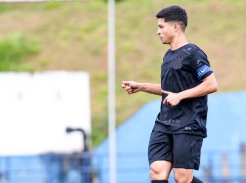Capitão do Sub-20 em 2025, Gabriel Caipira estourou idade de base neste ano e estava fora dos planos do profissional do Corinthians