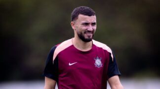 O Corinthians precisava inscrever Zakaria Labyad no Paulista ainda nesta sexta-feira (20/02) para tê-lo contra a Portuguesa