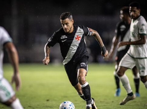 Philippe Coutinho pede rescisão de contrato com o Vasco após vaias da torcida