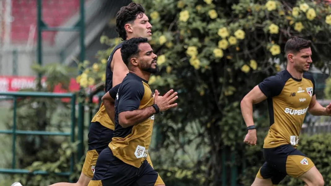 Danielzinho apresentou um desgaste elevado e foi poupado pelo São Paulo