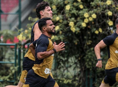 Danielzinho apresentou um desgaste elevado e foi poupado pelo São Paulo