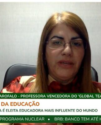 A professora brasileira Débora Garofalo