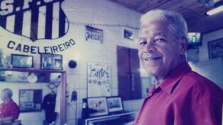 O barbeiro e amigo próximo de Pelé, Didi