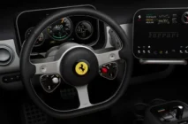Imagem do interior do Luce, novo modelo de carro elétrico da Ferrari