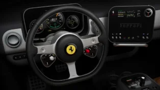 Imagem do interior do Luce, novo modelo de carro elétrico da Ferrari