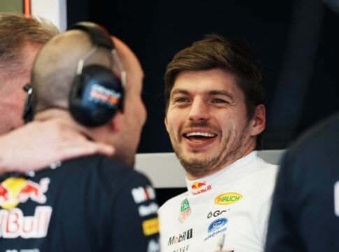 Verstappen admite que Red Bull não tem ritmo para brigar por vitórias no início da F1 2026