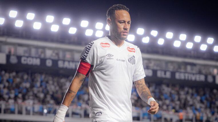Segundo o repórter Fabiano Farah, Neymar está cansado da rotina de atleta
