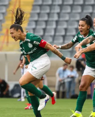 Palmeiras comemora gol de Bia Zaneratto contra o Corinthians pela Supercopa do Brasil de Futebol Feminino 2026