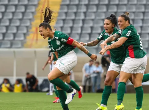 Palmeiras comemora gol de Bia Zaneratto contra o Corinthians pela Supercopa do Brasil de Futebol Feminino 2026