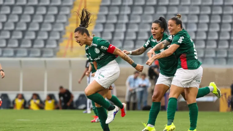 Palmeiras comemora gol de Bia Zaneratto contra o Corinthians pela Supercopa do Brasil de Futebol Feminino 2026