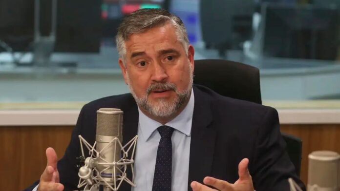 “Não interessa para sociedade brasileira”, diz Paulo Pimenta sobre anistia