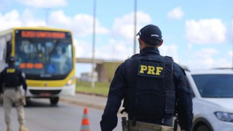foto de policial rodoviário federal