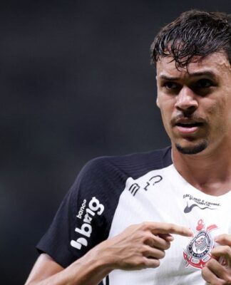 João Pedro Tchoca teve um negócio com o Torino frustrado e acabou retornando ao Corinthians