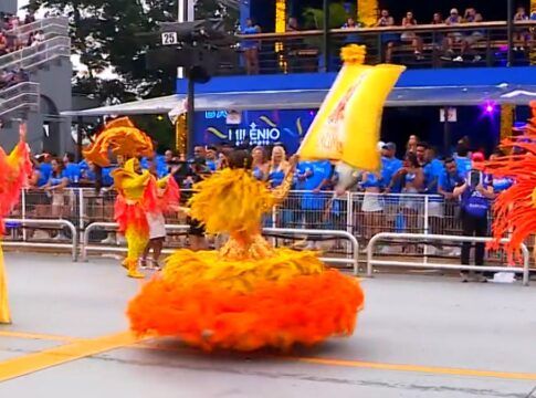 Primeira noite do Carnaval de SP teve altos e baixos; veja como foi