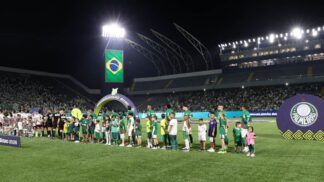 Embora tenha vencido o Fluminense, o Palmeiras não conseguiu lotar a Arena Barueri