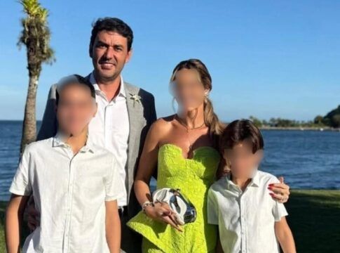 Thales Machado, secretário de Itumbiara, com a sua família em praia