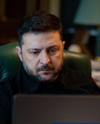 Negociações de paz sobre Ucrânia terminam após Zelensky afirmar que Rússia está protelando