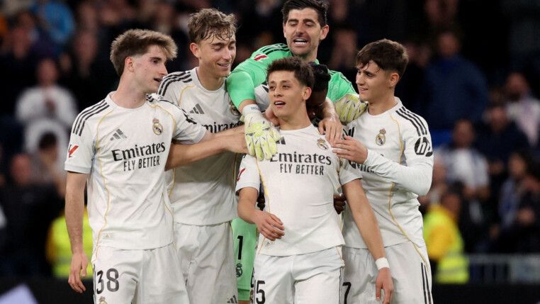 eal Madrid v Elche - Santiago Bernabeu