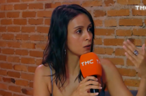 Em entrevista a Joana Treptow, a aclamada escritora contemporânea, Aline Bei, fala sobre seu processo de escrita, prosa poética e estilo único (Crédito: TMC)