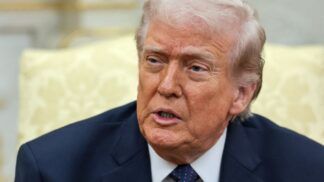 Trump fala aos jornalistas na Casa Branca