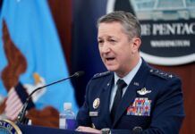 General Dan Caine, chefe militar do ataque dos EUA ao Irã.