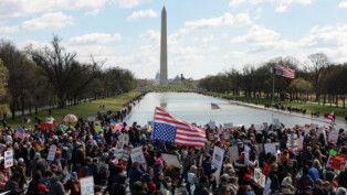 Movimento "No Kings" organiza mais de 3 mil protestos contra Trump em 50 estados dos EUA