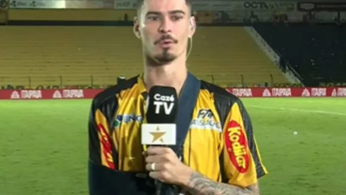 Meio-campista Rômulo é dúvida para a final contra o Palmeiras