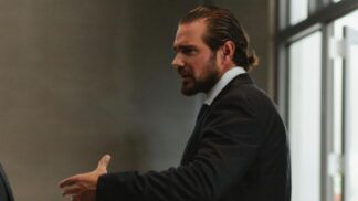 Daniel Vorcaro gesticula em foto de perfil