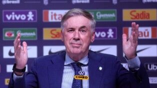 Carlo Ancelotti, técnico do Brasil, concede entrevista coletiva