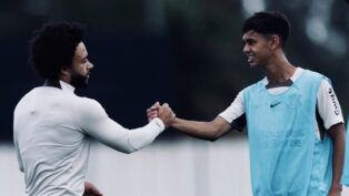 Guilherme Gama (dir.) teve ascensão meteórica no Corinthians em 2025 e, agora, deixa o Parque São Jorge