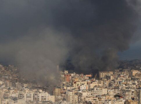 Israel faz operações militares na fronteira com o Líbano no quarto dia de conflitos