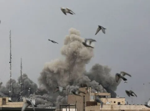 Mortos no Irã passam de 550, vítimas de bombardeios americanos e israelenses