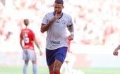 O atacante Willian José marcou o único gol da partida entre Internacional e Bahia, pela sexta rodada do Brasileirão
