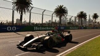 Gabriel Bortoleto, da Audi, durante treino para o Grande Prêmio da Austrália de Fórmula 1, no circuito de Albert Park, em Melbourne