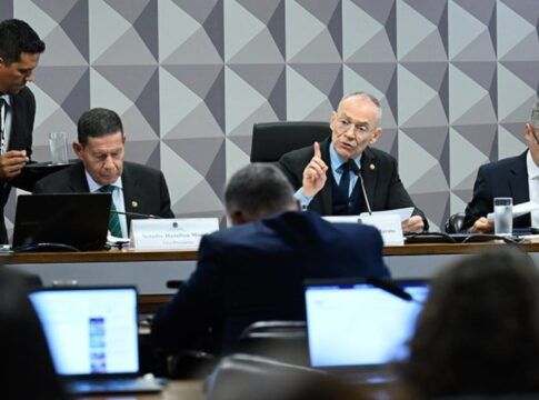 CPI do Crime Organizado cancela depoimento de fundador da Reag após empresário informar ausência