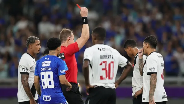 Cruzeiro e Vasco empataram no Mineirão por 3 a 3