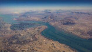 Imagem de satélite do estreito de ormuz