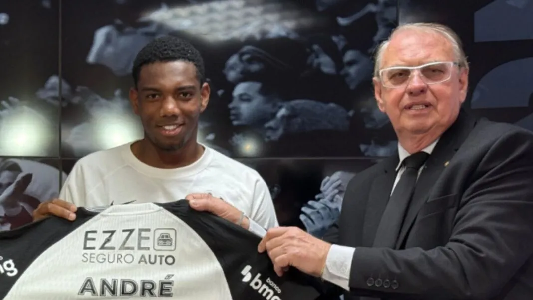 Neste momento, Osmar Stabile vem sendo pressionado em duas frentes tanto para vender quanto para manter André Luiz no Corinthians