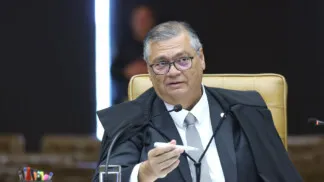 Ministro Flavio Dino