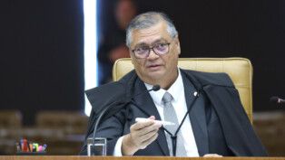 Ministro Flavio Dino