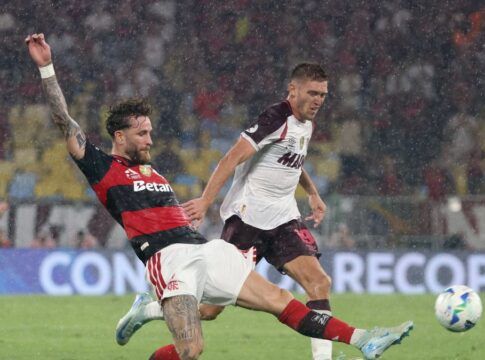 Fluminense fecha contratação de Rodrigo Castillo, algoz do Flamengo na Recopa