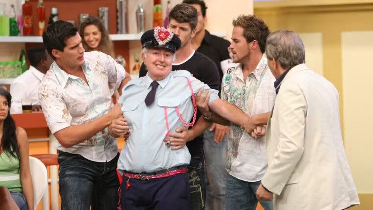 Guarda Juju em "A Praça é Nossa"